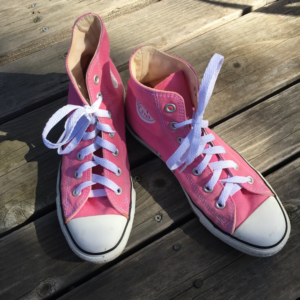 💕Pink Converse All-Star High Tops Sz 8 💕